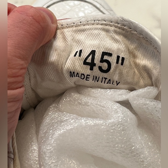 Off White Mens Croc Leather Sneakers - Picture 9 of 10